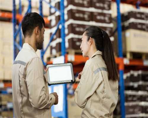 “神州北极”漠河再迎暴雪 累积雪深已达26厘米