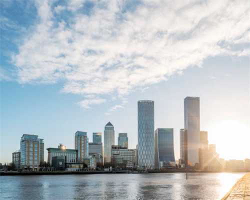 深圳：拓展智慧交通场景，加快固定路线、封闭园区、无人出租车等应用的商业转化