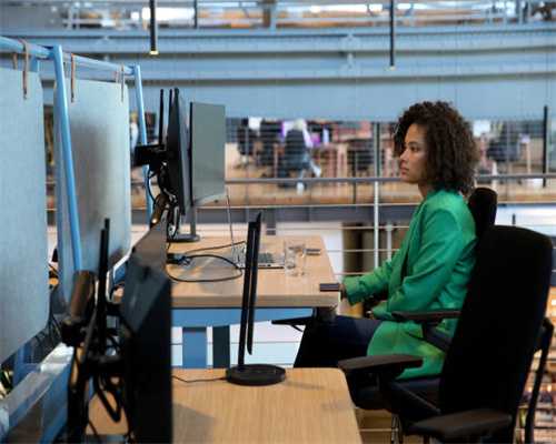 龙岗闷声整大活惊动全国AI界 首创AI创意“瓦卡奖”并引进一批产业新苗