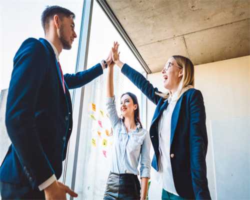 嘉兴捷顺旅游制品取得新型夹布拖把专利,拖杆压入即可实现拖布的夹紧固定