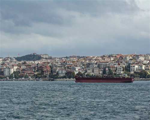 马峦山瀑布，太壮观了