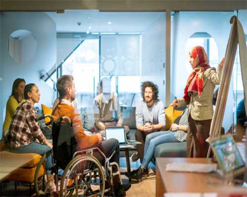 国泰发新工作指引 旗下港龙解雇1人