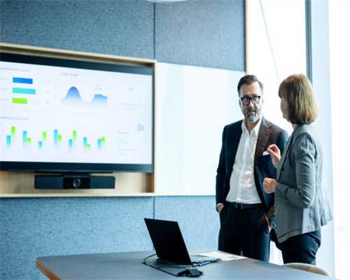 一组八十年代百货大楼老照片，商场要求禁止打骂顾客