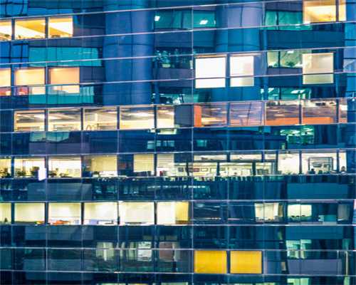 文明有“线”更有“位”！田寮社区增补施划停车线解决停车需求