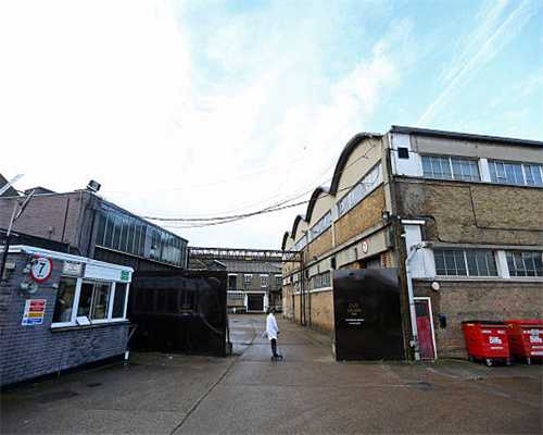 南京天丰大酒店开展“智慧女性，智慧妈妈，七彩生活”专题讲座活动